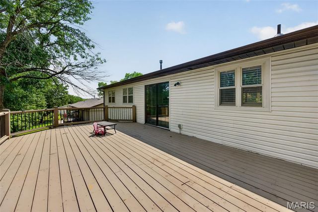 5830 Falcon View Lane, St Louis, MO 63129