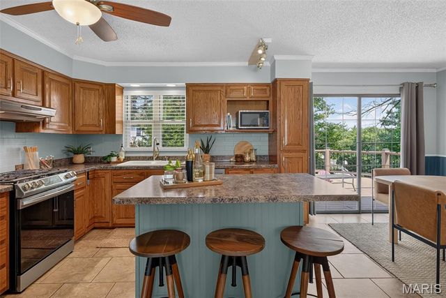 5830 Falcon View Lane, St Louis, MO 63129