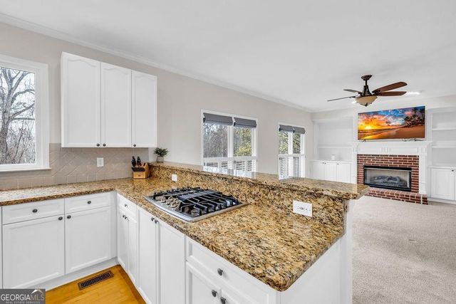 100 Penwick Drive, Roswell, GA 30075