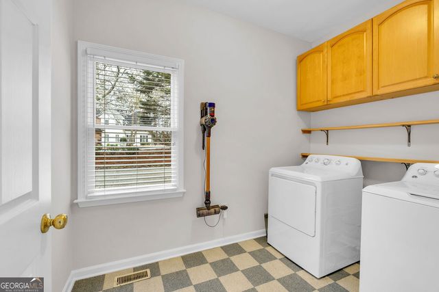 100 Penwick Drive, Roswell, GA 30075