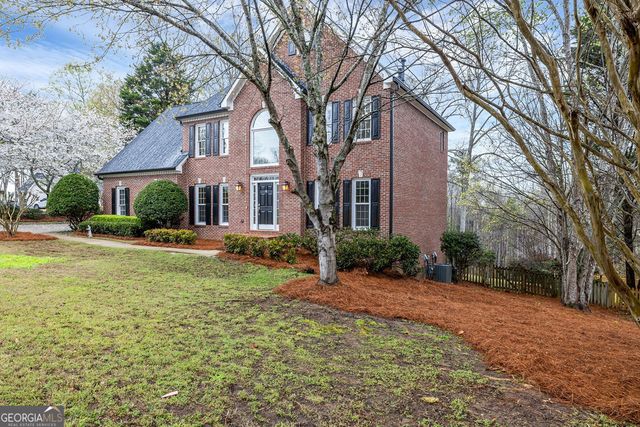 100 Penwick Drive, Roswell, GA 30075