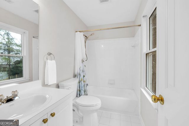 100 Penwick Drive, Roswell, GA 30075