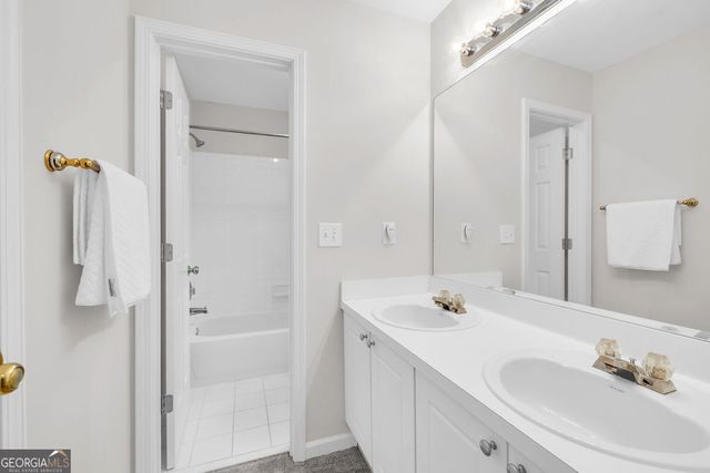 100 Penwick Drive, Roswell, GA 30075