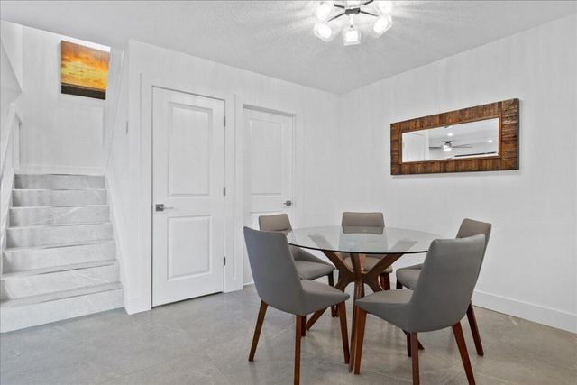 709 7th Lane, Palm Beach Gardens, FL 33418