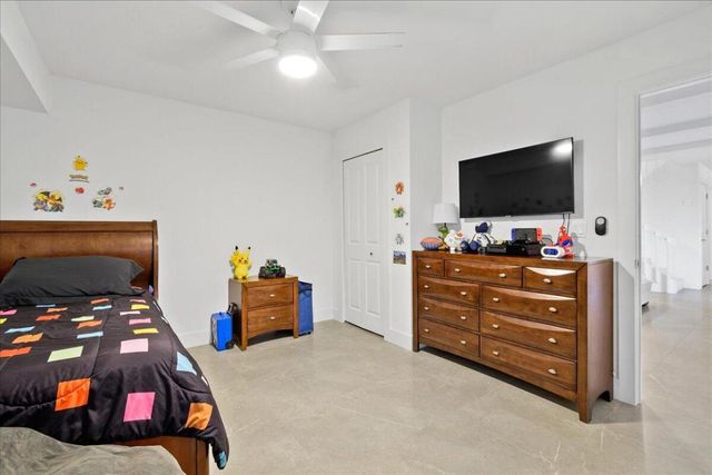 709 7th Lane, Palm Beach Gardens, FL 33418