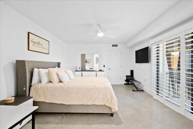 709 7th Lane, Palm Beach Gardens, FL 33418