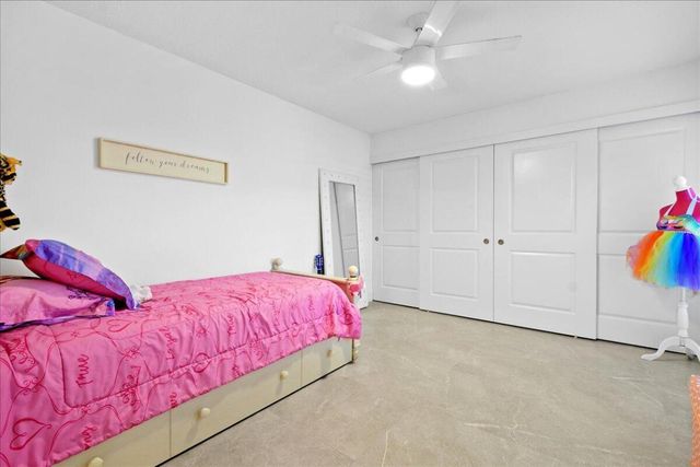 709 7th Lane, Palm Beach Gardens, FL 33418