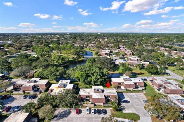 709 7th Lane, Palm Beach Gardens, FL 33418