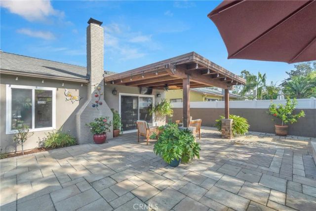 917 Helena, Costa Mesa, CA 92626