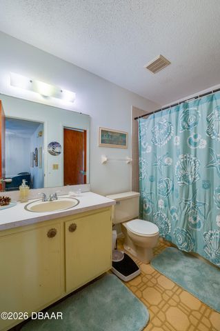 18 Summer Trees Road, Port Orange, FL 32128