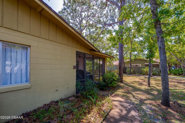 18 Summer Trees Road, Port Orange, FL 32128