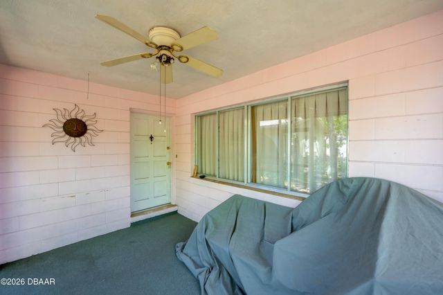 18 Summer Trees Road, Port Orange, FL 32128