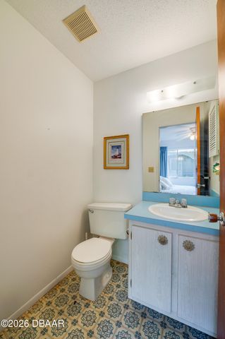 18 Summer Trees Road, Port Orange, FL 32128