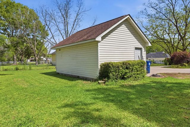 185 Hidden Springs Court, Dothan, AL 36305