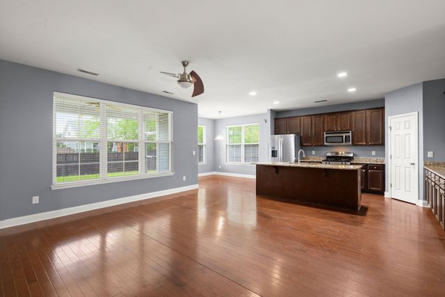 532 Crossland Drive, Moncks Corner, SC 29461