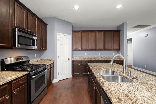532 Crossland Drive, Moncks Corner, SC 29461