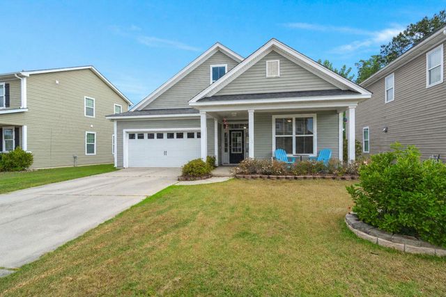 532 Crossland Drive, Moncks Corner, SC 29461