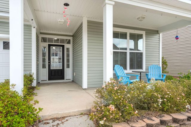 532 Crossland Drive, Moncks Corner, SC 29461
