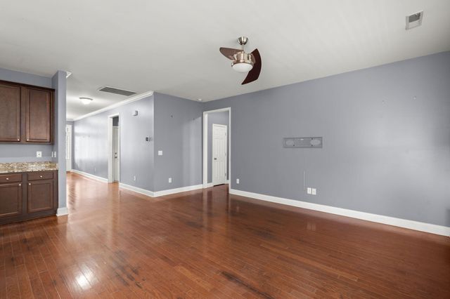532 Crossland Drive, Moncks Corner, SC 29461
