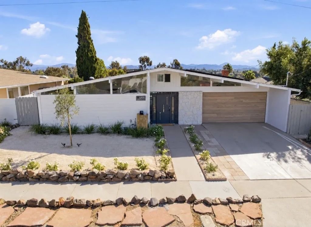 6439 Lake Mere Court, San Diego, CA 92119