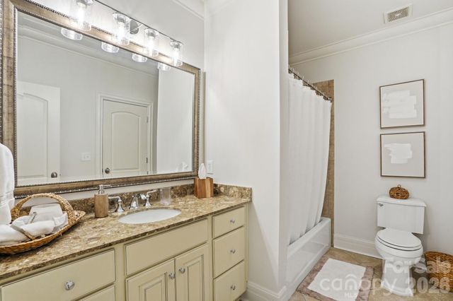 5212 Shepley Court, Charlotte, NC 28226
