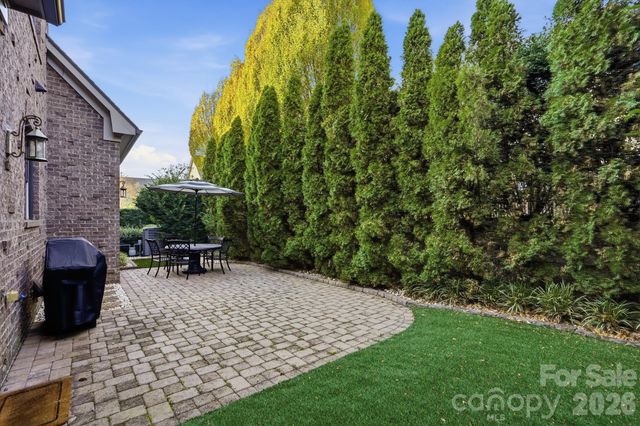 5212 Shepley Court, Charlotte, NC 28226