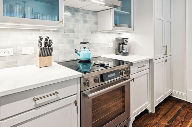 104 N Barrett Square 2A, Rosemary Beach, FL 32461
