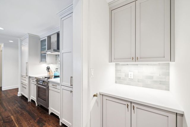 104 N Barrett Square 2A, Rosemary Beach, FL 32461