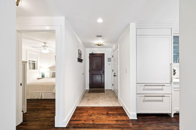 104 N Barrett Square 2A, Rosemary Beach, FL 32461