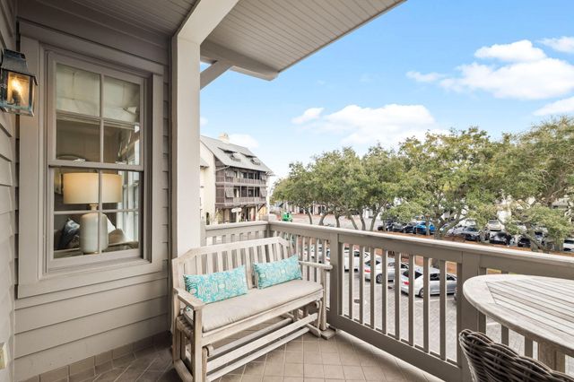 104 N Barrett Square 2A, Rosemary Beach, FL 32461