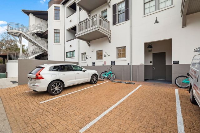 104 N Barrett Square 2A, Rosemary Beach, FL 32461