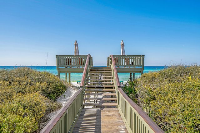 104 N Barrett Square 2A, Rosemary Beach, FL 32461