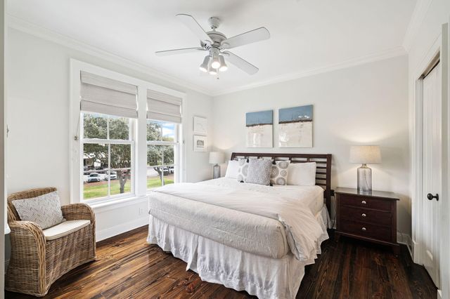 104 N Barrett Square 2A, Rosemary Beach, FL 32461