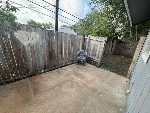 618 Mill ST B, San Marcos, TX 78666