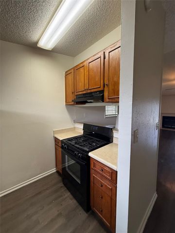 618 Mill ST B, San Marcos, TX 78666