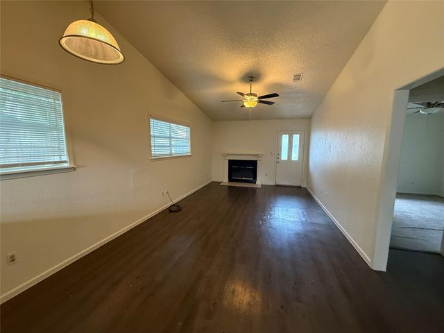 618 Mill ST B, San Marcos, TX 78666