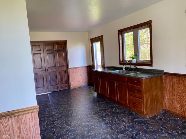 1149 S 350 E, Rockville, IN 47872