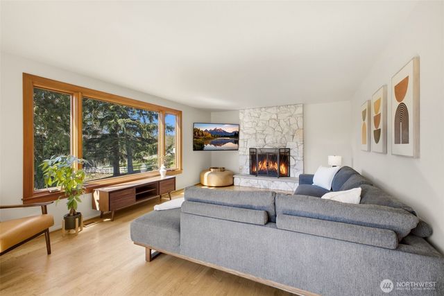 16408 Tiger Mountain Road SE, Issaquah, WA 98027