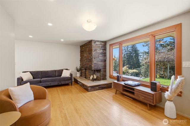 16408 Tiger Mountain Road SE, Issaquah, WA 98027