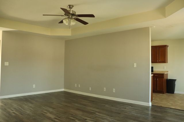 303 Chalet Cir, Clarksville, TN 37040