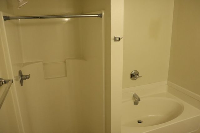 303 Chalet Cir, Clarksville, TN 37040