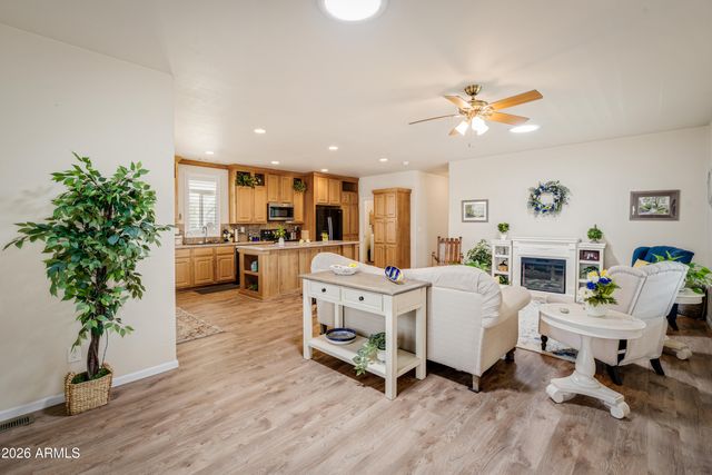 2233 E BEHREND Drive 169, Phoenix, AZ 85024