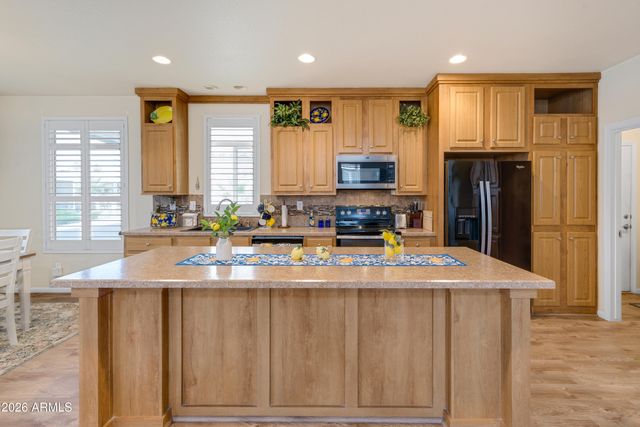 2233 E BEHREND Drive 169, Phoenix, AZ 85024