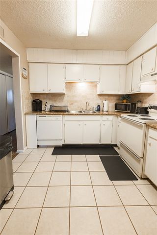 1604 Leona Drive, College Station, TX 77840