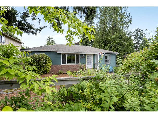 11602 Se MAIN St, Portland, OR 97216