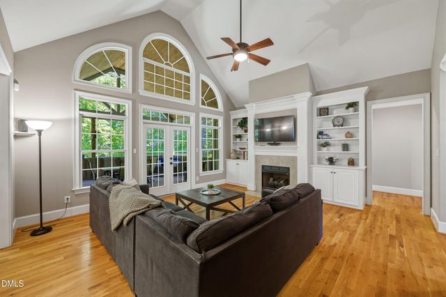 1100 Sweetflag Lane, Hillsborough, NC 27278