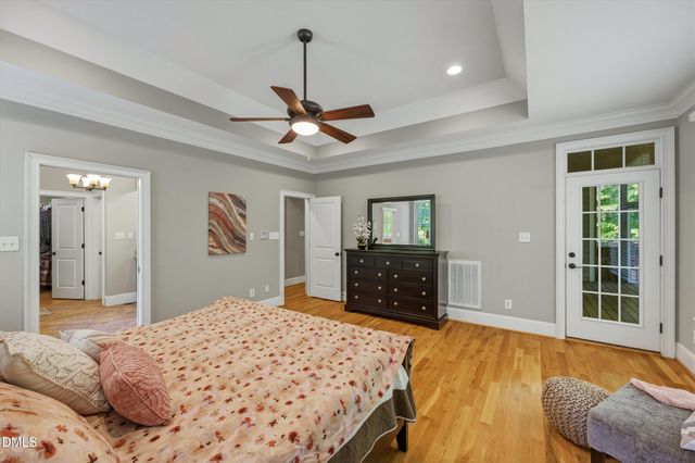 1100 Sweetflag Lane, Hillsborough, NC 27278