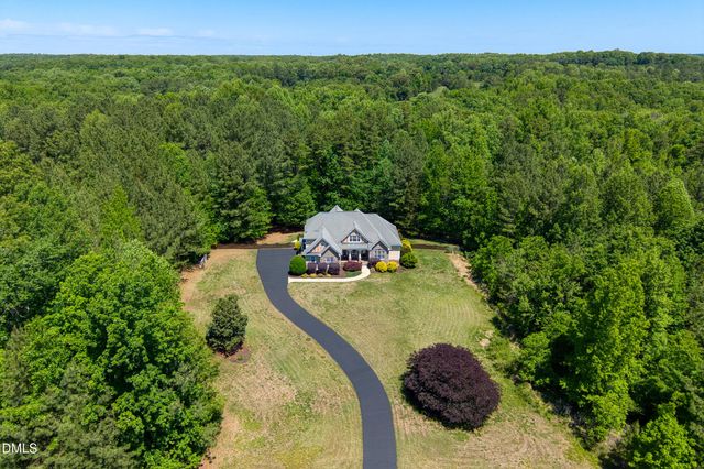 1100 Sweetflag Lane, Hillsborough, NC 27278