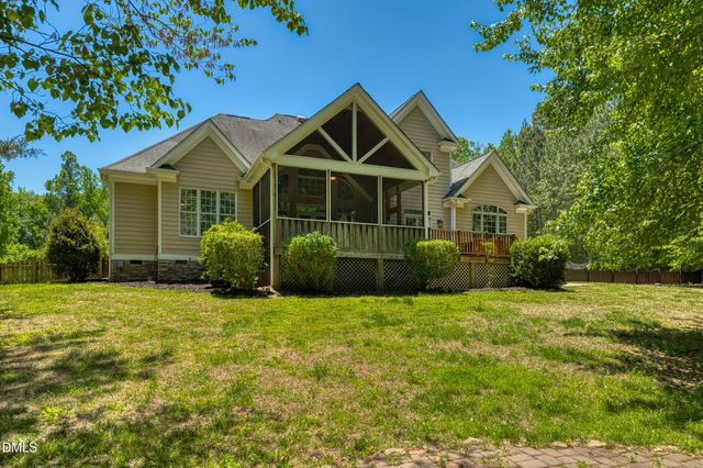 1100 Sweetflag Lane, Hillsborough, NC 27278