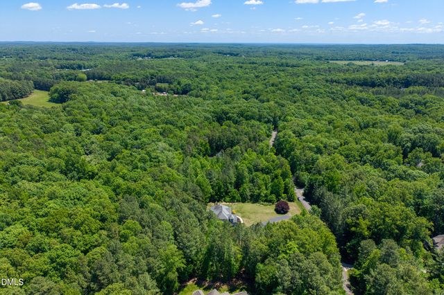1100 Sweetflag Lane, Hillsborough, NC 27278
